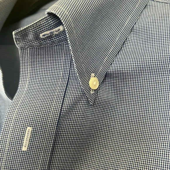 Blue houndstooth Brooks Brothers original polo shirt. Size 15.5 -.66 - Picture 3 of 3